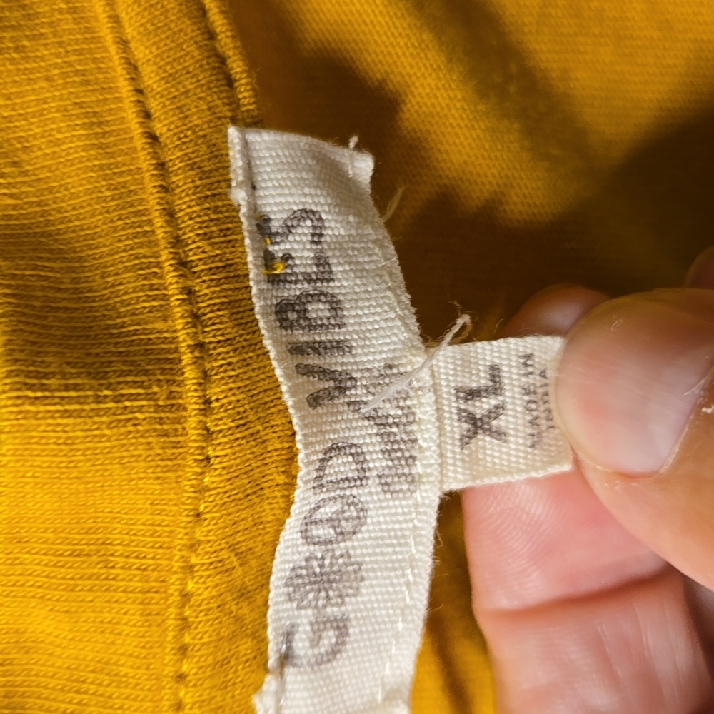 ❤️‍🔥❤️‍🔥❤️‍🔥Good Vibes Yellow 'Choose Happy' Distressed Tank Top - Picture 2 of 3